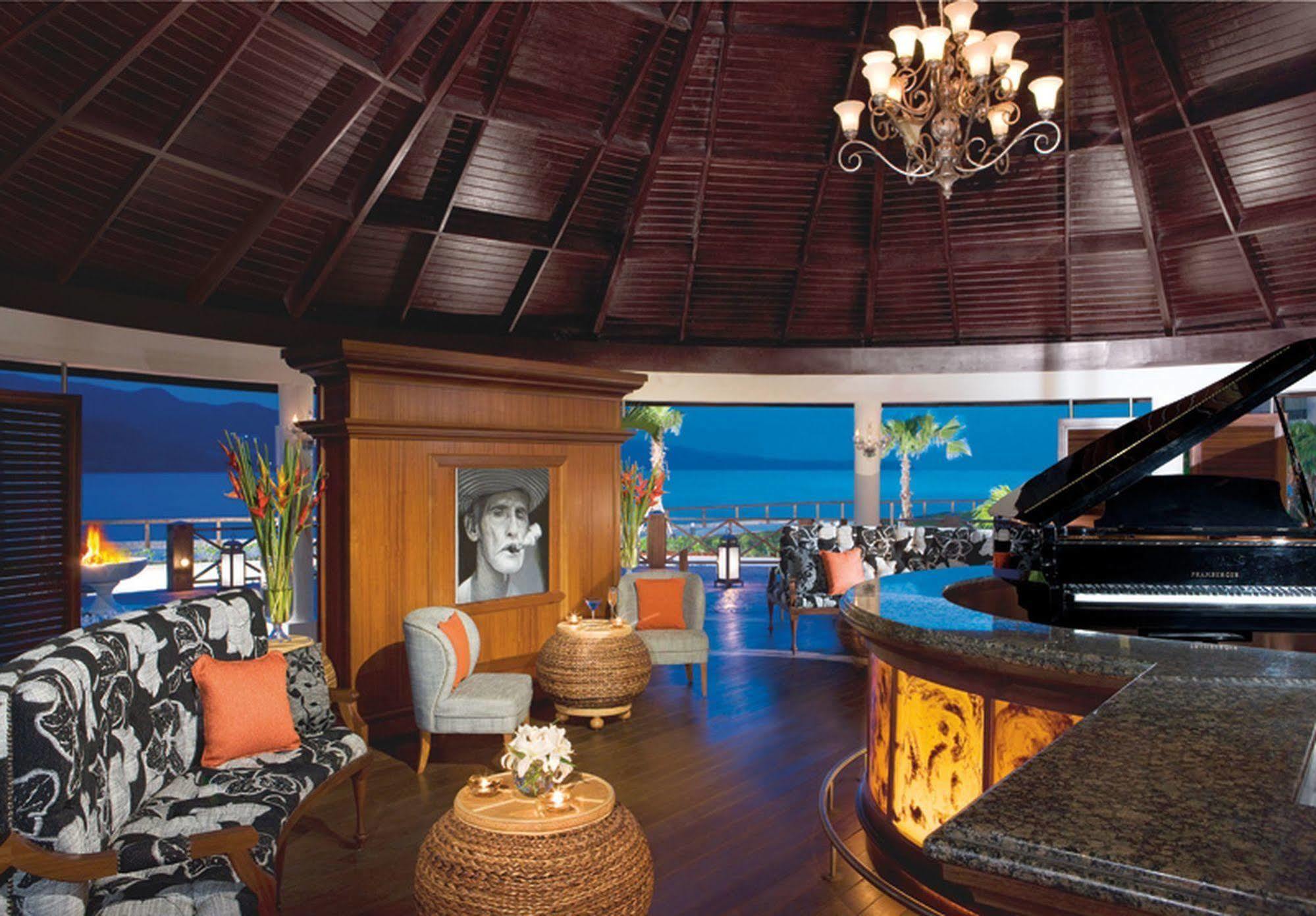 Secrets St. James (Adults Only) Montego Bay Exteriör bild
