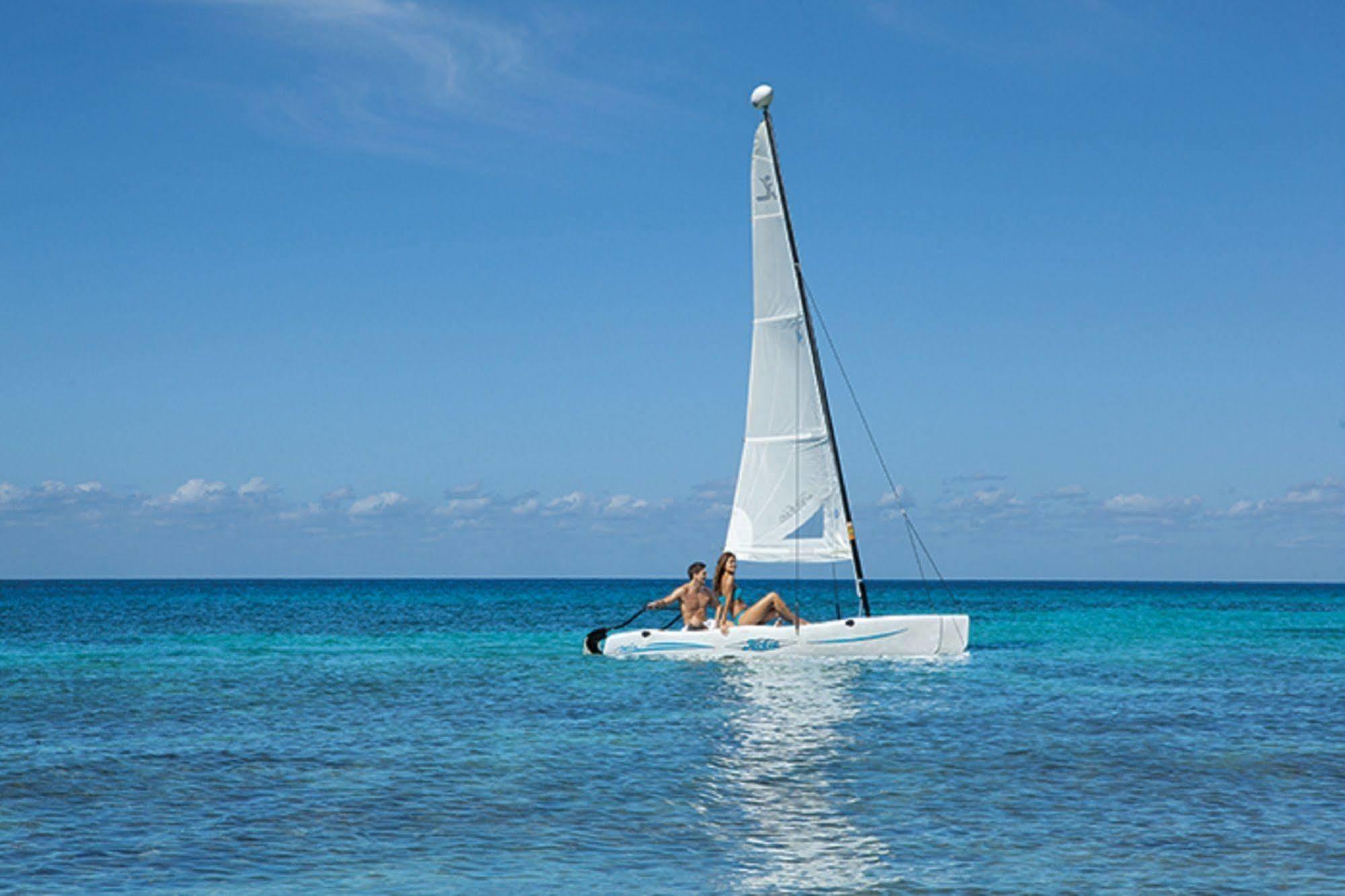 Secrets St. James (Adults Only) Montego Bay Exteriör bild